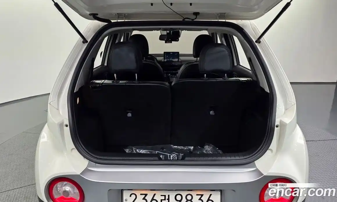Hyundai Casper 2022 1.0 автомат (гидро), фото 26