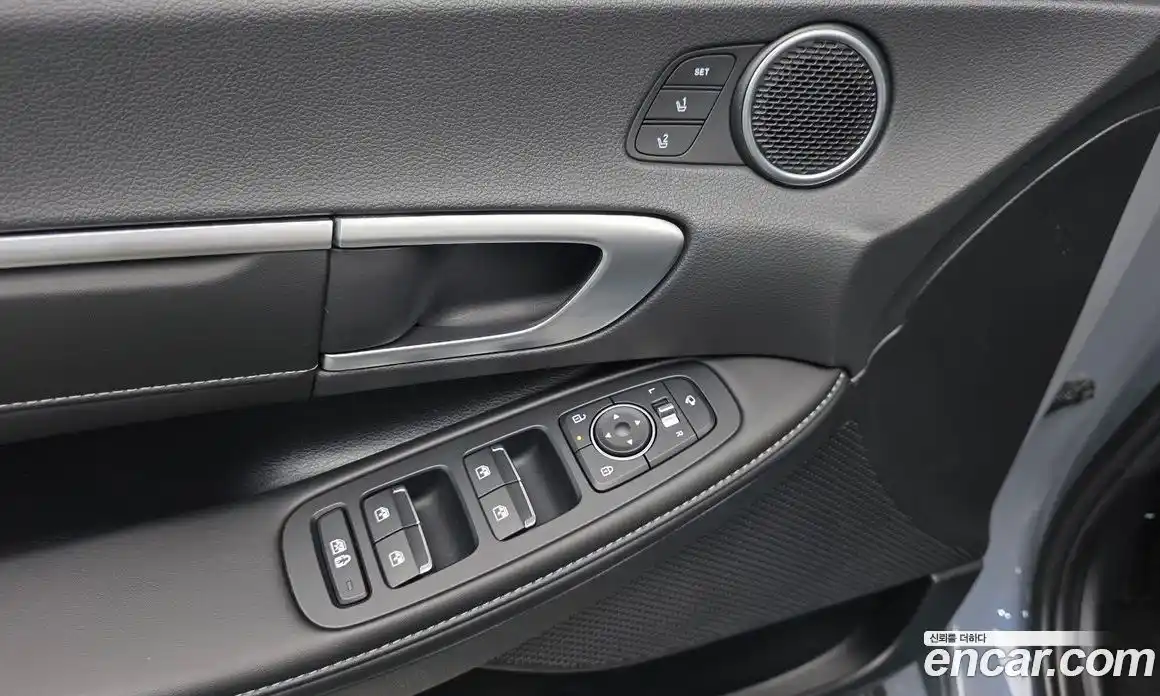 Hyundai Sonata 2024 2.0 автомат (гидро), фото 11