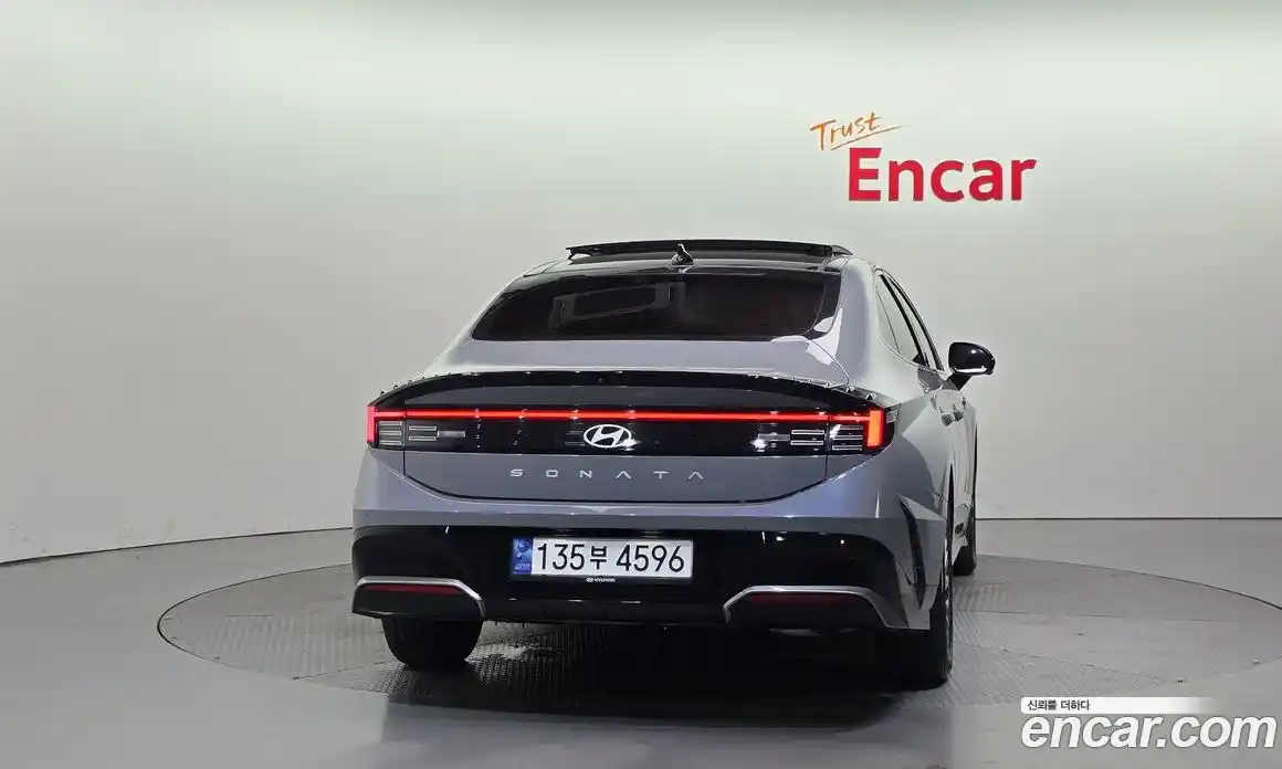 Hyundai Sonata 2024 2.0 автомат (гидро), фото 4