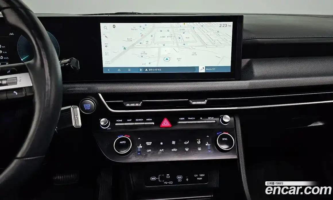 Hyundai Sonata 2024 2.0 автомат (гидро), фото 19