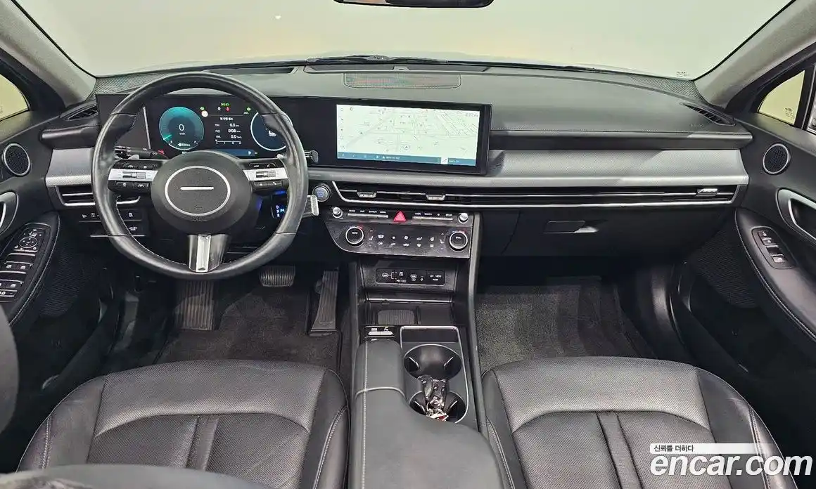 Hyundai Sonata 2024 2.0 автомат (гидро), фото 10