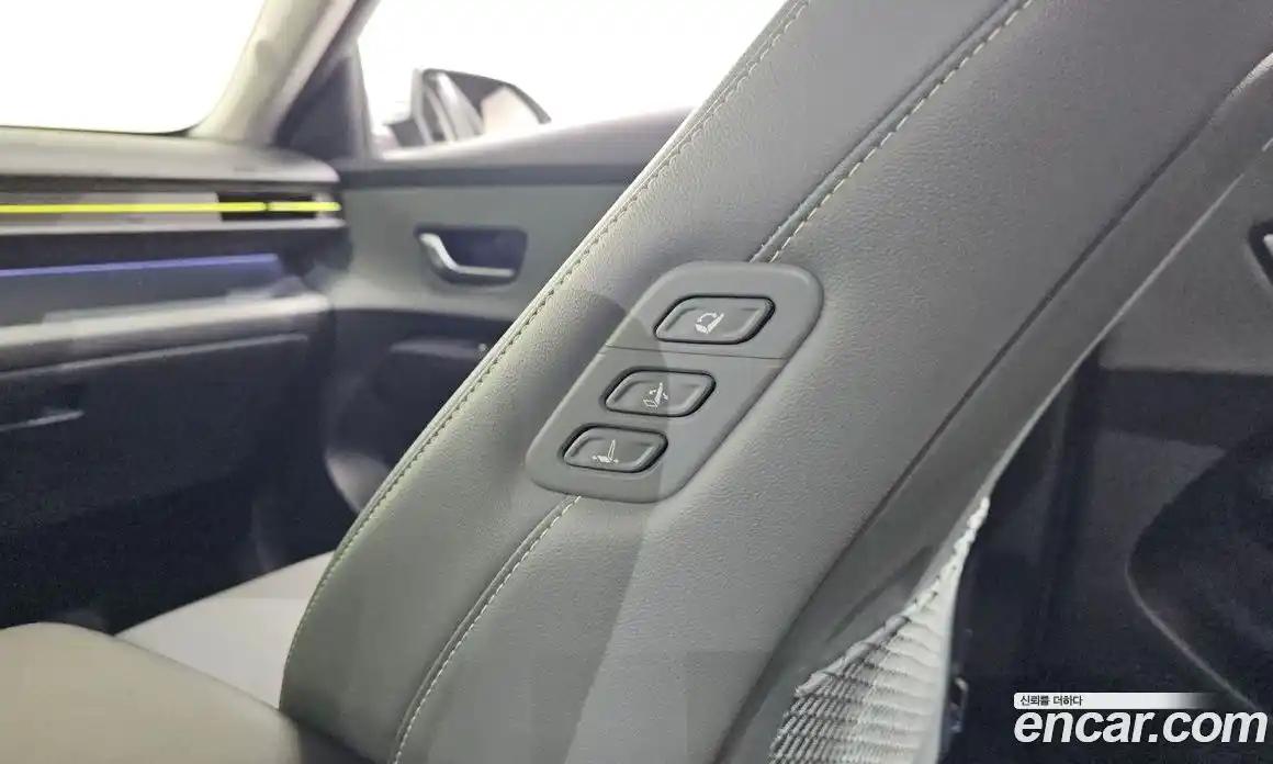 Hyundai Kona 2023 1.6 автомат (гидро), фото 27