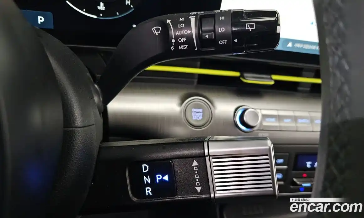 Hyundai Kona 2023 1.6 автомат (гидро), фото 28