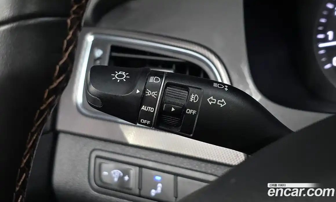Hyundai Sonata 2016 2.0 автомат (гидро), фото 32