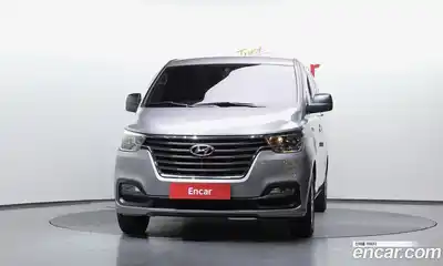 Hyundai Starex 2018 2.5 автомат (гидро), миниатюра 3