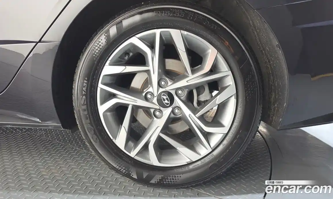 Hyundai Sonata 2022 2.0 автомат (гидро), фото 7