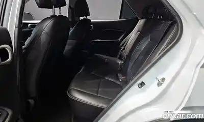 Hyundai Venue 2022 1.6 автомат (гидро), миниатюра 12