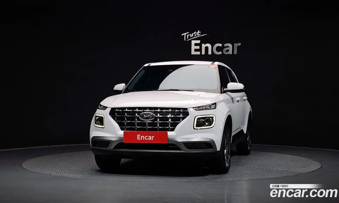 Hyundai Venue 2022 1.6 автомат (гидро), фото 3