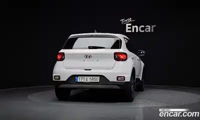 Hyundai Venue 2022 1.6 автомат (гидро), миниатюра 4
