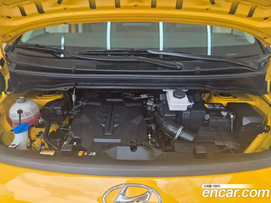 Hyundai Staria 2022 3.5 автомат (гидро), фото 17