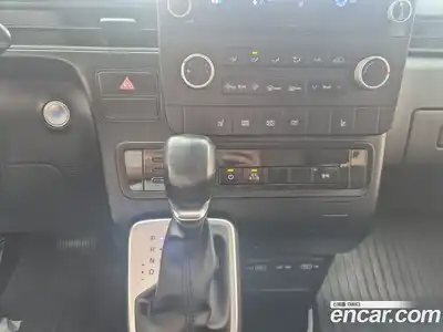 Hyundai Staria 2022 3.5 автомат (гидро), миниатюра 8