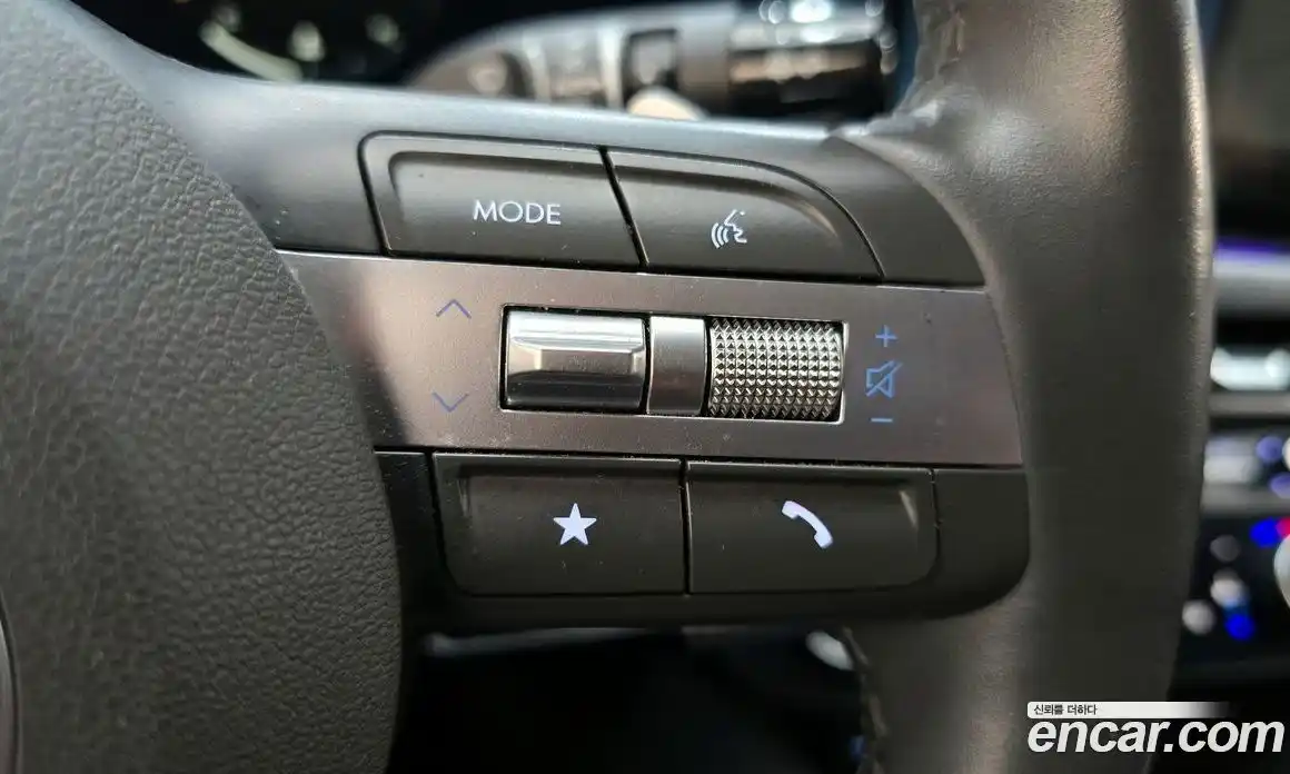 Hyundai Sonata 2023 1.6 автомат (гидро), фото 26