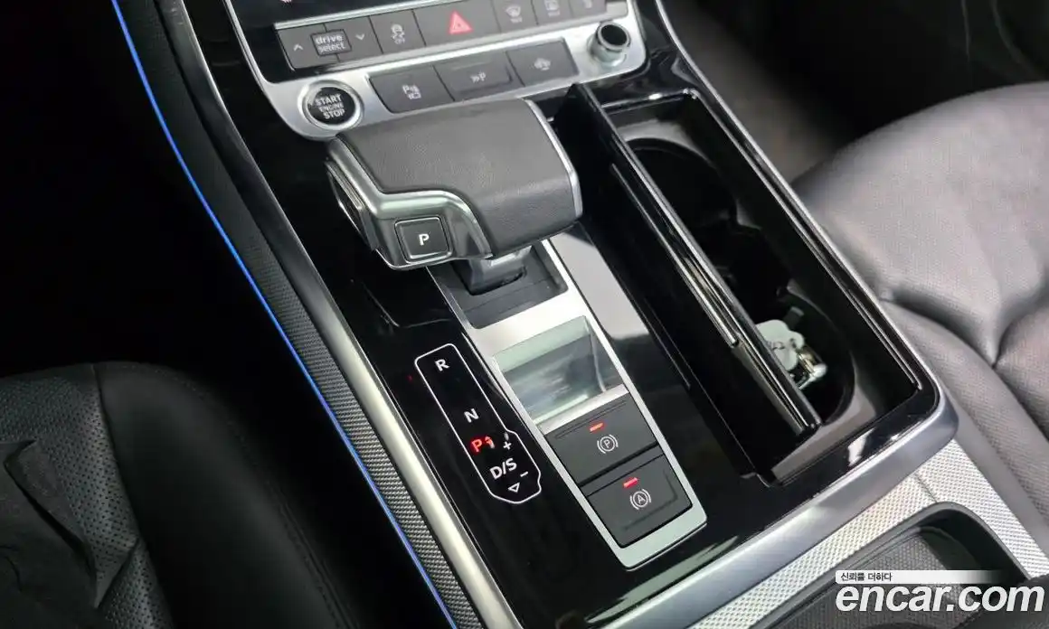 Audi Q7 2022 3.0 автомат (гидро), фото 12