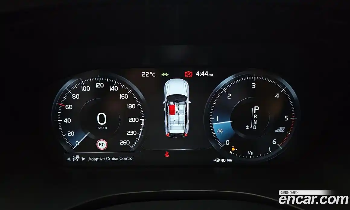 Volvo XC60 2018 2.0 автомат (гидро), фото 11