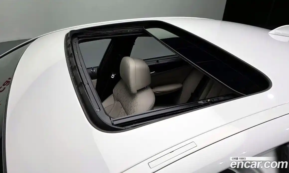 BMW 5 серия 2023 4.4 автомат (гидро), фото 30