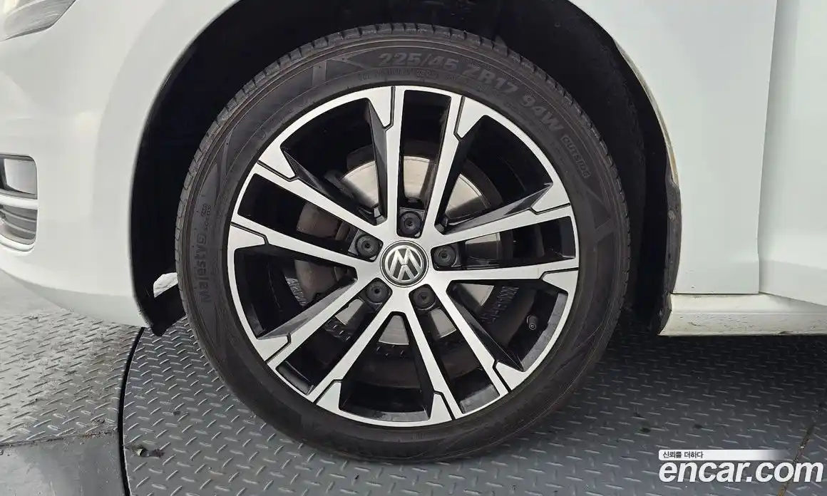 Volkswagen Golf 2014 2.0 автомат (гидро), фото 5