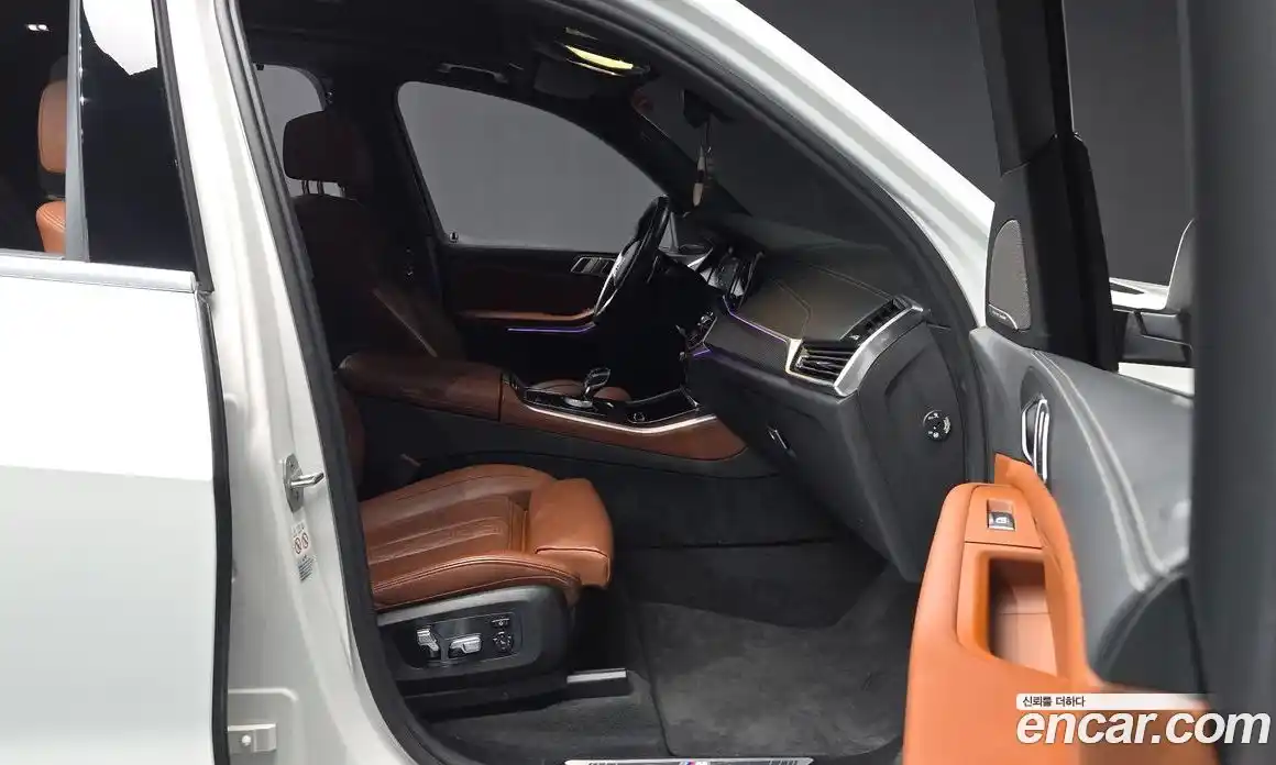 BMW X5 2022 3.0 автомат (гидро), фото 17