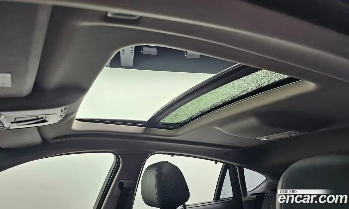 BMW X6 2018 3.0 автомат (гидро), фото 18