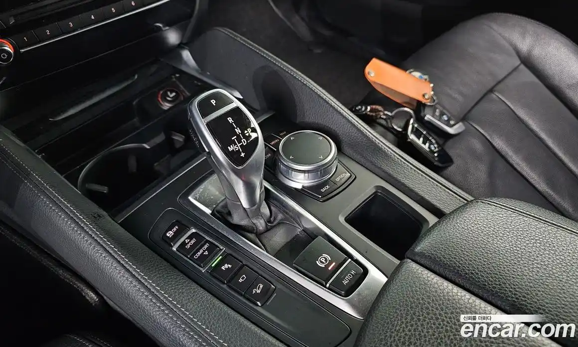 BMW X6 2018 3.0 автомат (гидро), фото 9