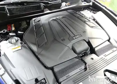 Bentley Bentayga 2021 4.0 гидро, миниатюра 5