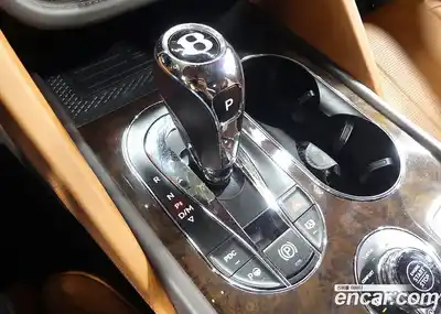 Bentley Bentayga 2021 4.0 гидро, миниатюра 7