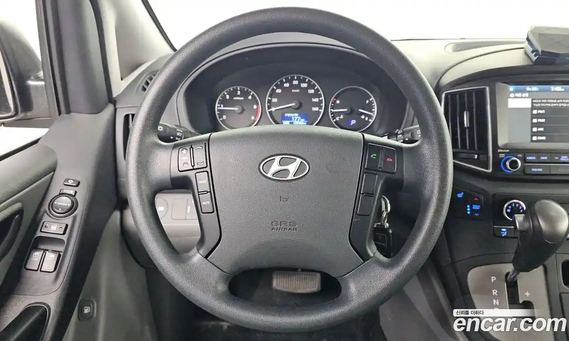 Hyundai Starex 2016 2.5 автомат (гидро), фото 15
