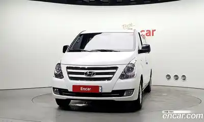Hyundai Starex 2016 2.5 автомат (гидро), миниатюра 3