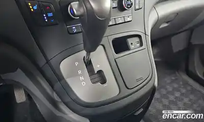 Hyundai Starex 2016 2.5 автомат (гидро), миниатюра 9