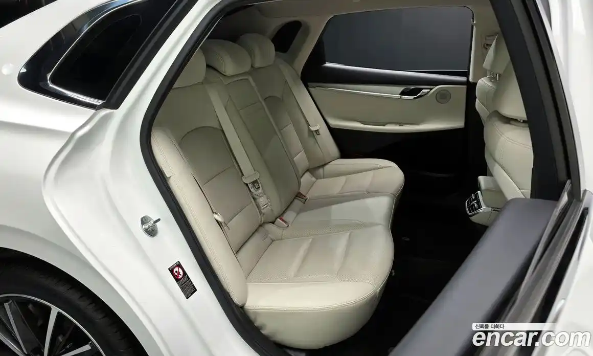 Hyundai Grandeur 2022 2.5 автомат (гидро), фото 17