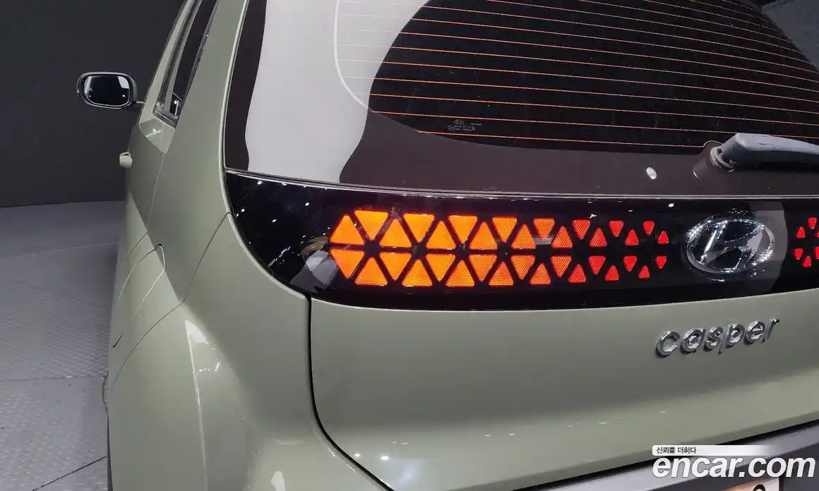 Hyundai Casper 2022 1.0 автомат (гидро), фото 9