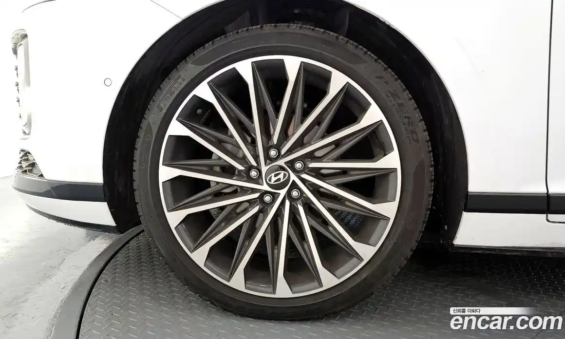 Hyundai Grandeur 2024 1.6 автомат (гидро), фото 5