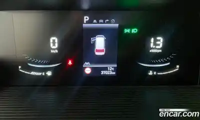 Hyundai Staria 2023 3.5 автомат (гидро), миниатюра 8