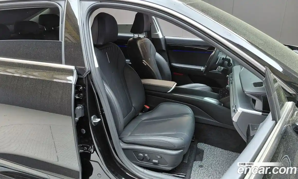 Hyundai Grandeur 2024 2.5 автомат (гидро), фото 16