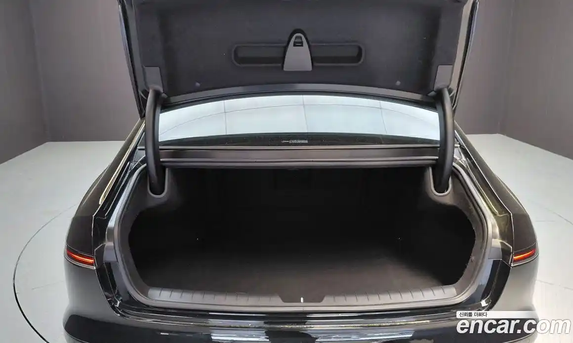 Hyundai Grandeur 2024 2.5 автомат (гидро), фото 26