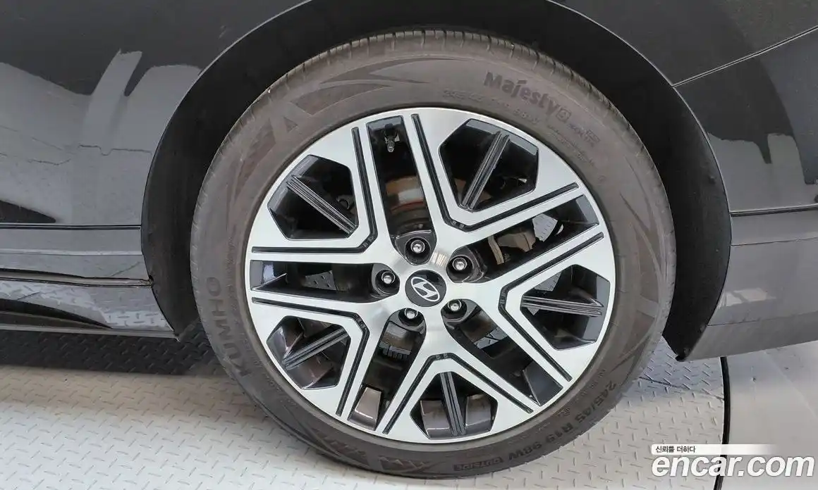 Hyundai Grandeur 2024 2.5 автомат (гидро), фото 7