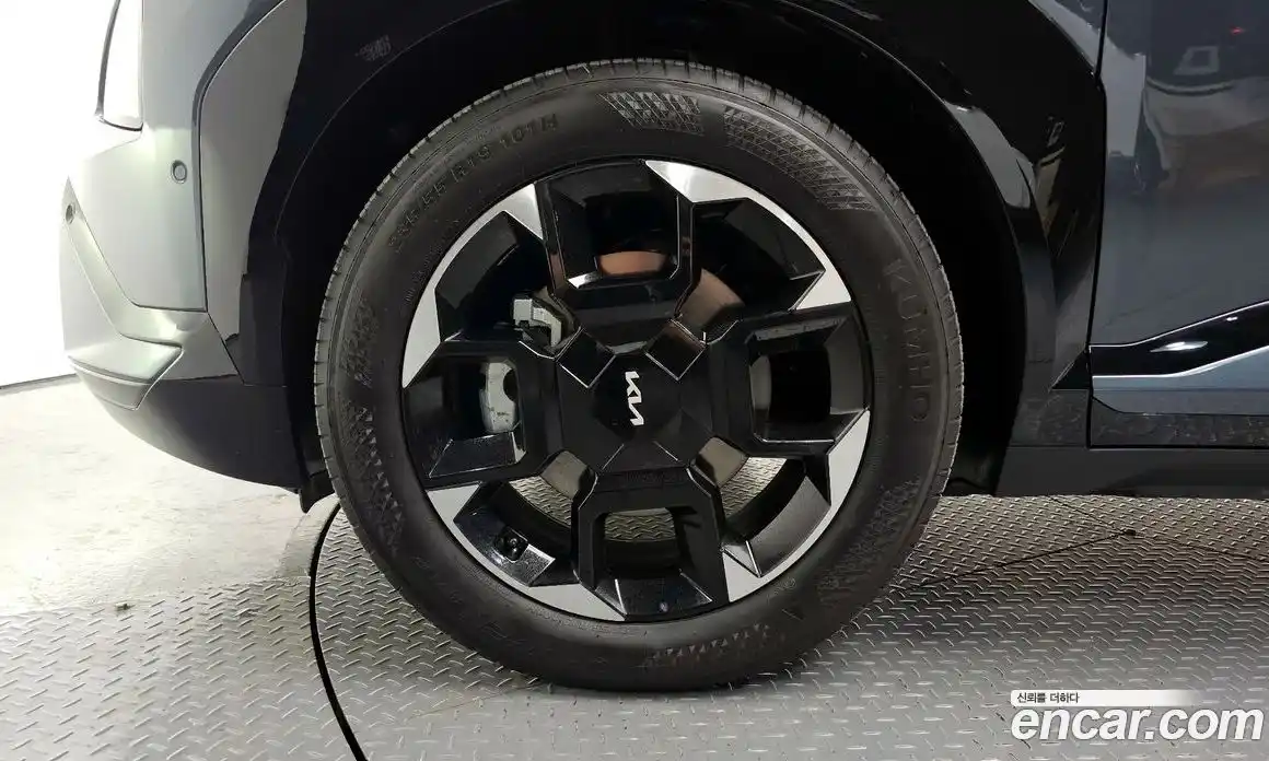 Kia EV5 2025 0.2 автомат (гидро), фото 4