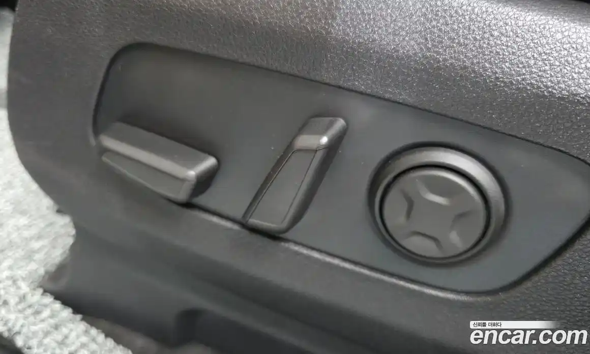 Kia Carnival 2023 2.2 автомат (гидро), фото 33