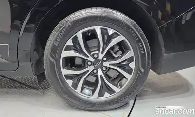 Kia Carnival 2023 2.2 автомат (гидро), миниатюра 7