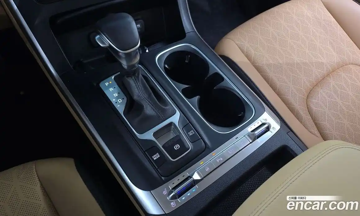 Kia Carnival 2022 2.2 автомат (гидро), фото 12