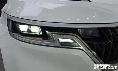 Kia Carnival 2022 2.2 автомат (гидро), миниатюра 8