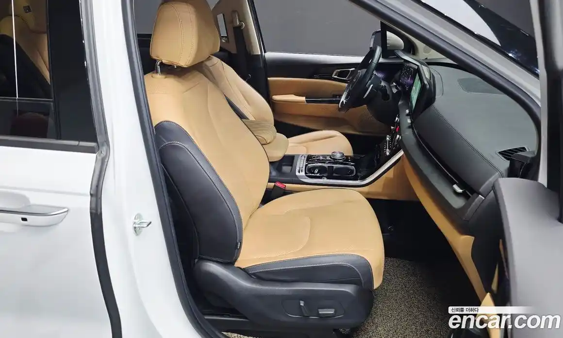 Kia Carnival 2023 2.2 автомат (гидро), фото 12