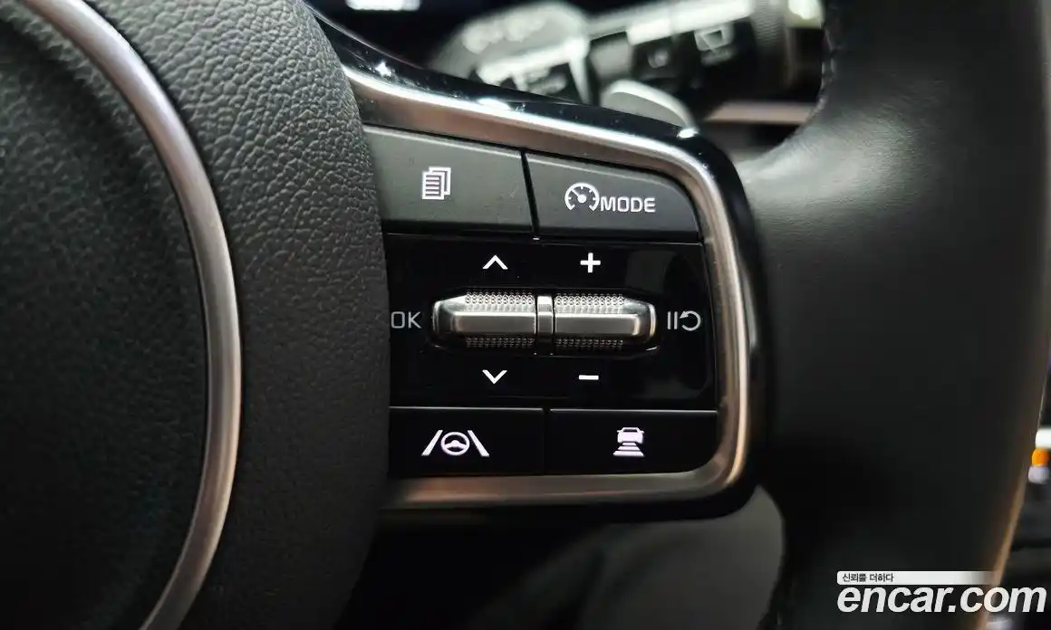 Kia Carnival 2023 2.2 автомат (гидро), фото 16