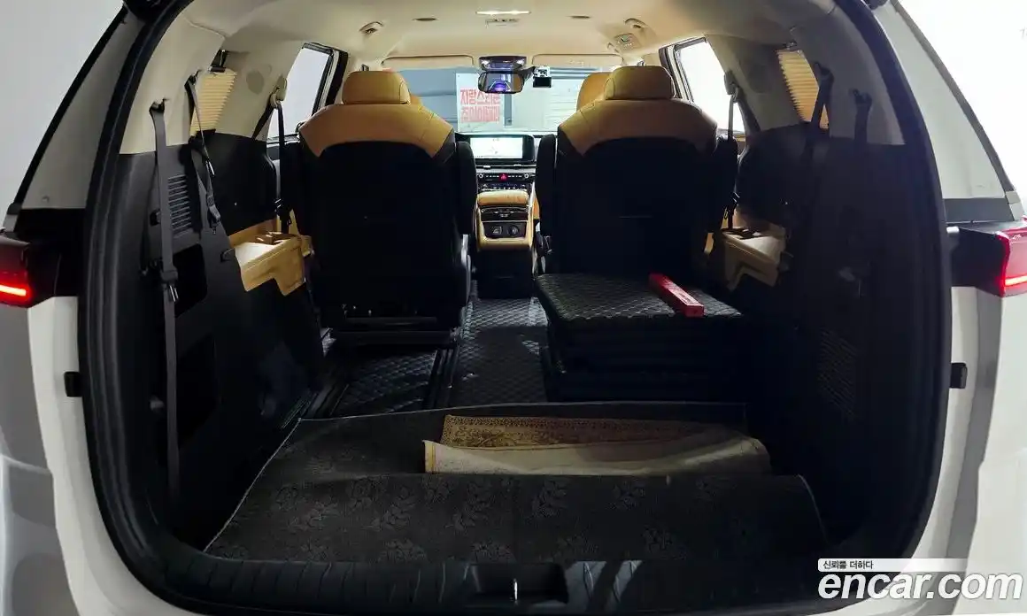 Kia Carnival 2023 2.2 автомат (гидро), фото 19