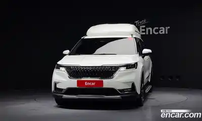 Kia Carnival 2023 2.2 автомат (гидро), миниатюра 3