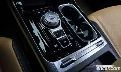 Kia Carnival 2023 2.2 автомат (гидро), миниатюра 9