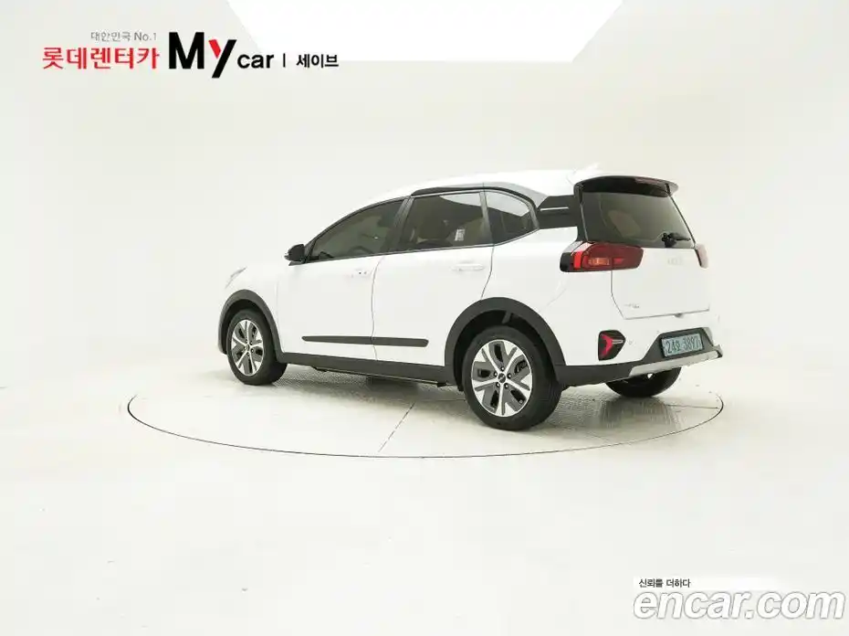 Kia Niro 2022 автомат (гидро), фото 3