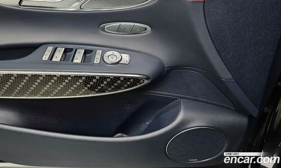 Genesis GV70 2023 3.5 автомат (гидро), фото 28