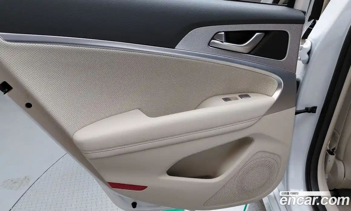 Genesis G70 2022 2.0 автомат (гидро), фото 15