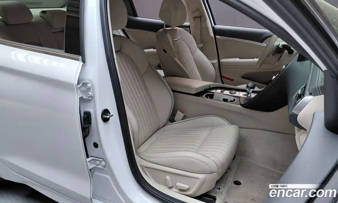 Genesis G70 2022 2.0 автомат (гидро), фото 18