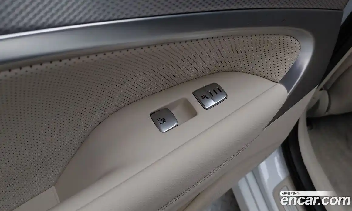 Genesis G70 2022 2.0 автомат (гидро), фото 25